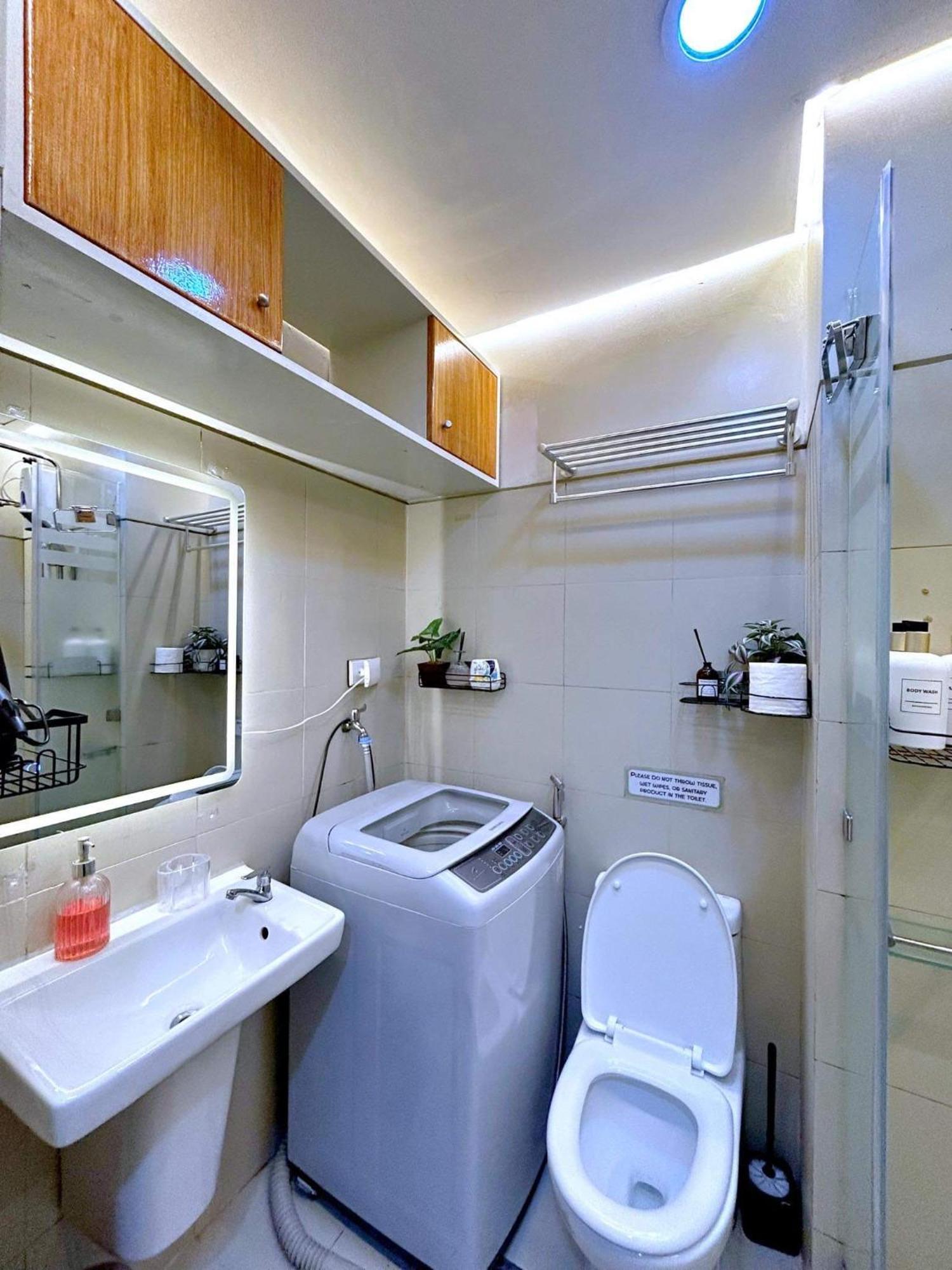 Cozypura Staycation Near Moa, Airport , With Free Fast Wifi, Netflix And Pay Parking パサイ エクステリア 写真