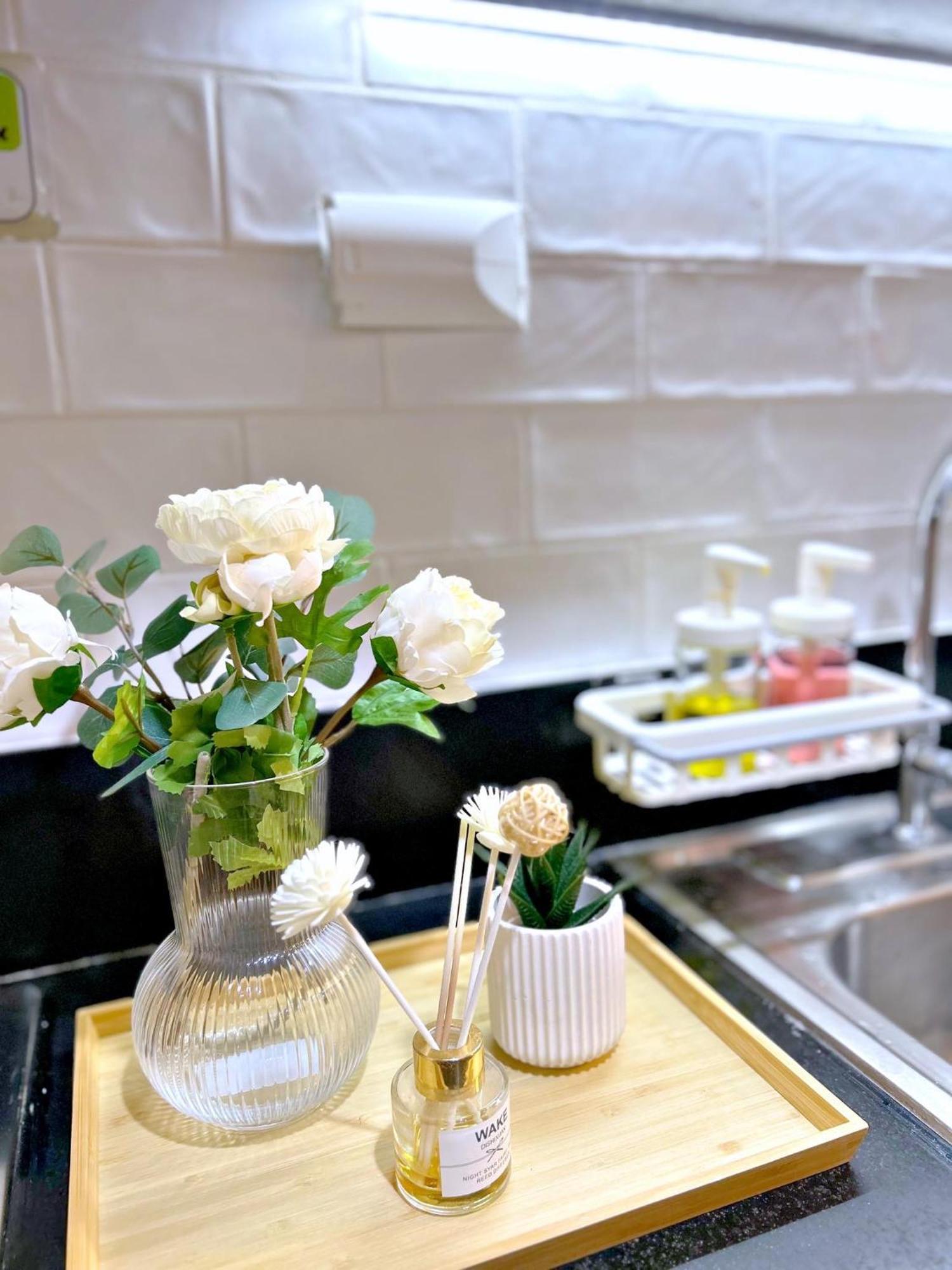 Cozypura Staycation Near Moa, Airport , With Free Fast Wifi, Netflix And Pay Parking パサイ エクステリア 写真